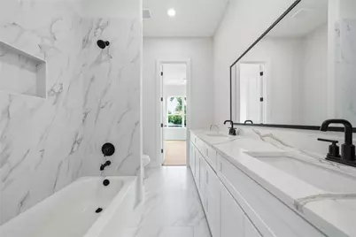 9419 C Montridge Lane, Houston, TX 77080 - Photo 22