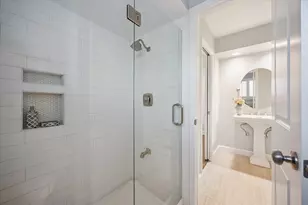 5222 Birdwood Rd, Houston, TX 77096 - Photo 22