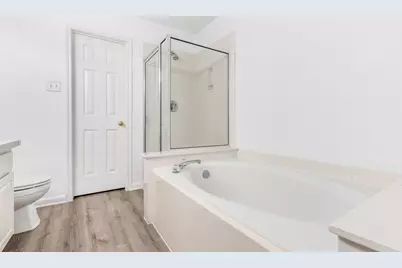 211 Blushwood Place, The Woodlands, TX 77382 - Photo 14