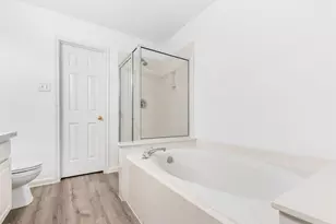 211 Blushwood Pl, The Woodlands, TX 77382 - Photo 14