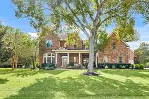 4703 Oxbow Cir W, Fulshear, TX 77441 - Photo 1