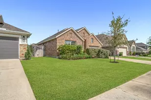 21714 Rose Maris Ln, Tomball, TX 77377 - Photo 2