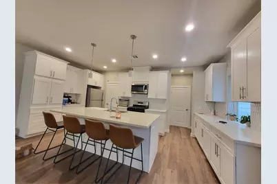 6615 Ezzard Charles Lane, Houston, TX 77091 - Photo 2