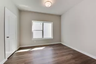 6615 Ezzard Charles Ln, Houston, TX 77091 - Photo 38