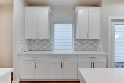 6615 Ezzard Charles Lane, Houston, TX 77091 - Photo 14