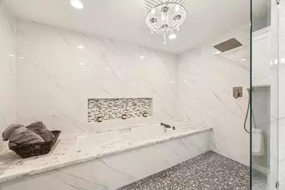 10206 Burgoyne Road, Houston, TX 77042 - Photo 20