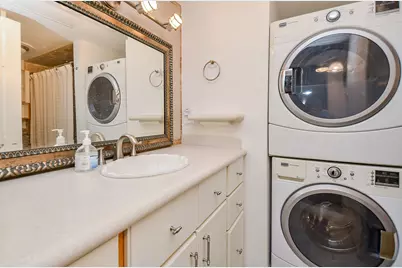 10811 Richmond Avenue #38, Houston, TX 77042 - Photo 14