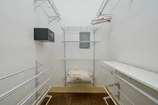 10811 Richmond Ave, Houston, TX 77042 - Photo 22