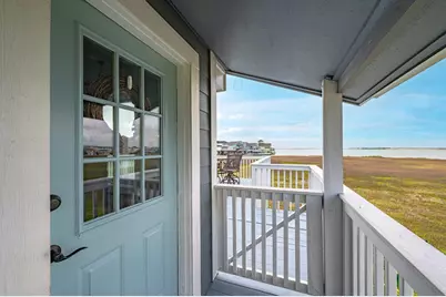 944 Tiki Drive, Tiki Island, TX 77554 - Photo 6