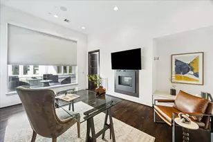 243 Piney Point Rd, Houston, TX 77024 - Photo 10