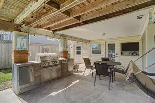 137 Tarpon St, Bayou Vista, TX 77563 - Photo 36