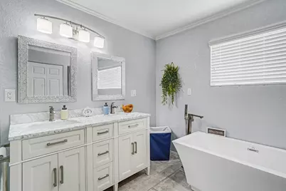 137 Tarpon Street, Bayou Vista, TX 77563 - Photo 20