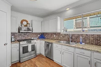 137 Tarpon Street, Bayou Vista, TX 77563 - Photo 14