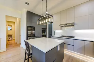 8701 Lanell Ln, Houston, TX 77055 - Photo 20