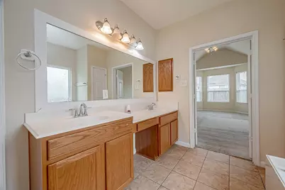 5703 Langham Dawn Lane, Houston, TX 77084 - Photo 32