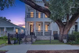 835 E 27th St, Houston, TX 77009 - Photo 2