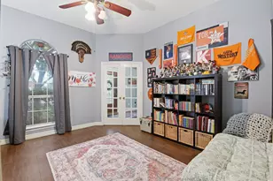 10019 Red Mesa Dr, Houston, TX 77095 - Photo 6