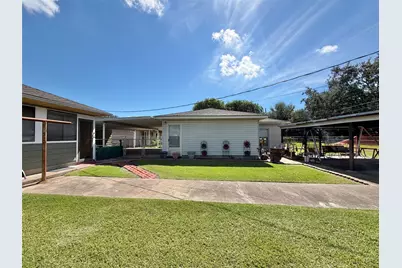 4501 Lawndale Avenue, Groves, TX 77619 - Photo 22