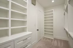 204 Burr St, Houston, TX 77011 - Photo 16