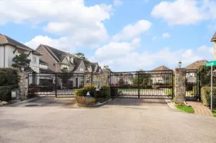 1607 Pinot Cir, Houston, TX 77055 - Photo 38