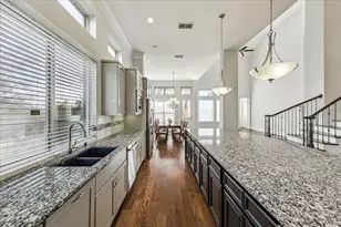 1607 Pinot Cir, Houston, TX 77055 - Photo 14