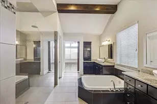 1607 Pinot Cir, Houston, TX 77055 - Photo 18