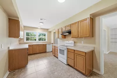 14906 Quaking Aspen Drive, Tomball, TX 77377 - Photo 10