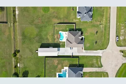 4542 Pineloch Bayou Drive, Baytown, TX 77523 - Photo 10