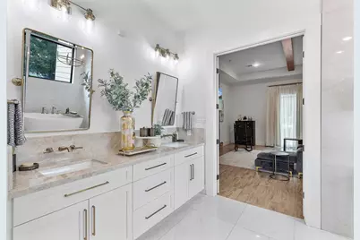 1046 Goodson Loop, Pinehurst, TX 77362 - Photo 16