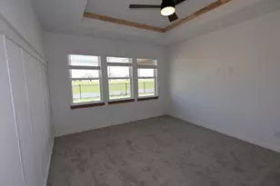 12019 Old Fashion Cir, Mont Belvieu, TX 77535 - Photo 6