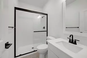 12019 Old Fashion Cir, Mont Belvieu, TX 77535 - Photo 18