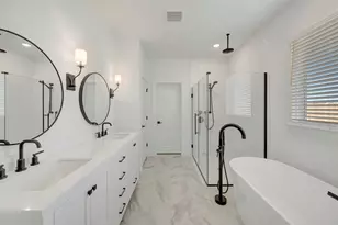 12019 Old Fashion Cir, Mont Belvieu, TX 77535 - Photo 14