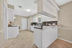 23919 Farm Hill Rd, Spring, TX 77373 - Photo 8