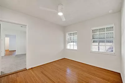 946 Lamonte Lane, Houston, TX 77018 - Photo 16