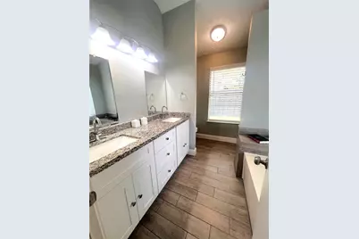 12310 Fern Meadow Drive, Stafford, TX 77477 - Photo 10