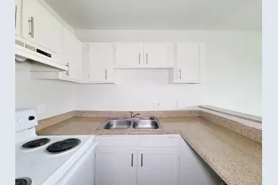 101 Brookside Lane #32, Sealy, TX 77474 - Photo 10