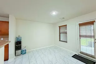 9507 Narnia Springs Ct, Houston, TX 77075 - Photo 6