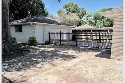 15930 Buccaneer Lane, Houston, TX 77062 - Photo 28