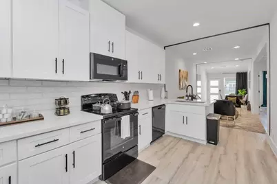 3735 Mainer Street #B, Houston, TX 77021 - Photo 6