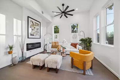 3903 Yale Heights Drive, Houston, TX 77018 - Photo 2