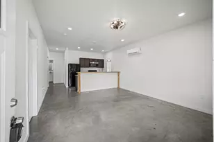 1020 10th St, Hempstead, TX 77445 - Photo 4