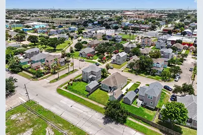 4506 N Live Oak Circle, Galveston, TX 77550 - Photo 26