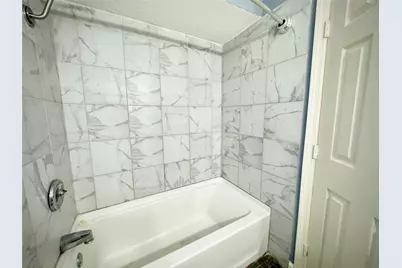 8918 Bissonnet Street #402, Houston, TX 77074 - Photo 18