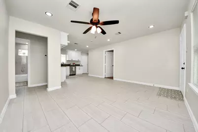 4802 Alvin Street, Houston, TX 77033 - Photo 16