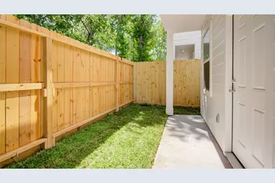 9932 Fillmore Street, Houston, TX 77029 - Photo 26