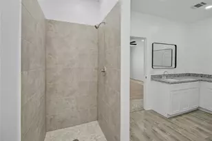 9932 Fillmore St, Houston, TX 77029 - Photo 24