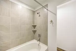 5406 Castlebury Meadows Dr, Spring, TX 77373 - Photo 32