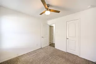 5406 Castlebury Meadows Dr, Spring, TX 77373 - Photo 16