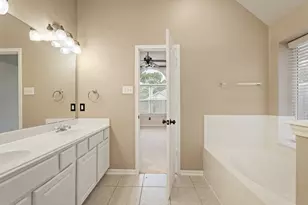 18303 Heathridge Ln, Cypress, TX 77433 - Photo 28