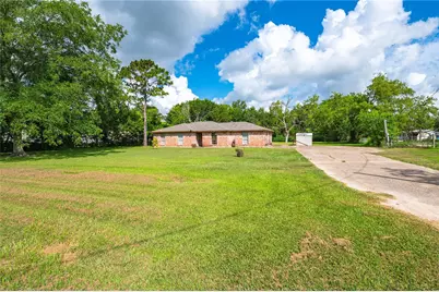 1857 County Road 99, Alvin, TX 77511 - Photo 4
